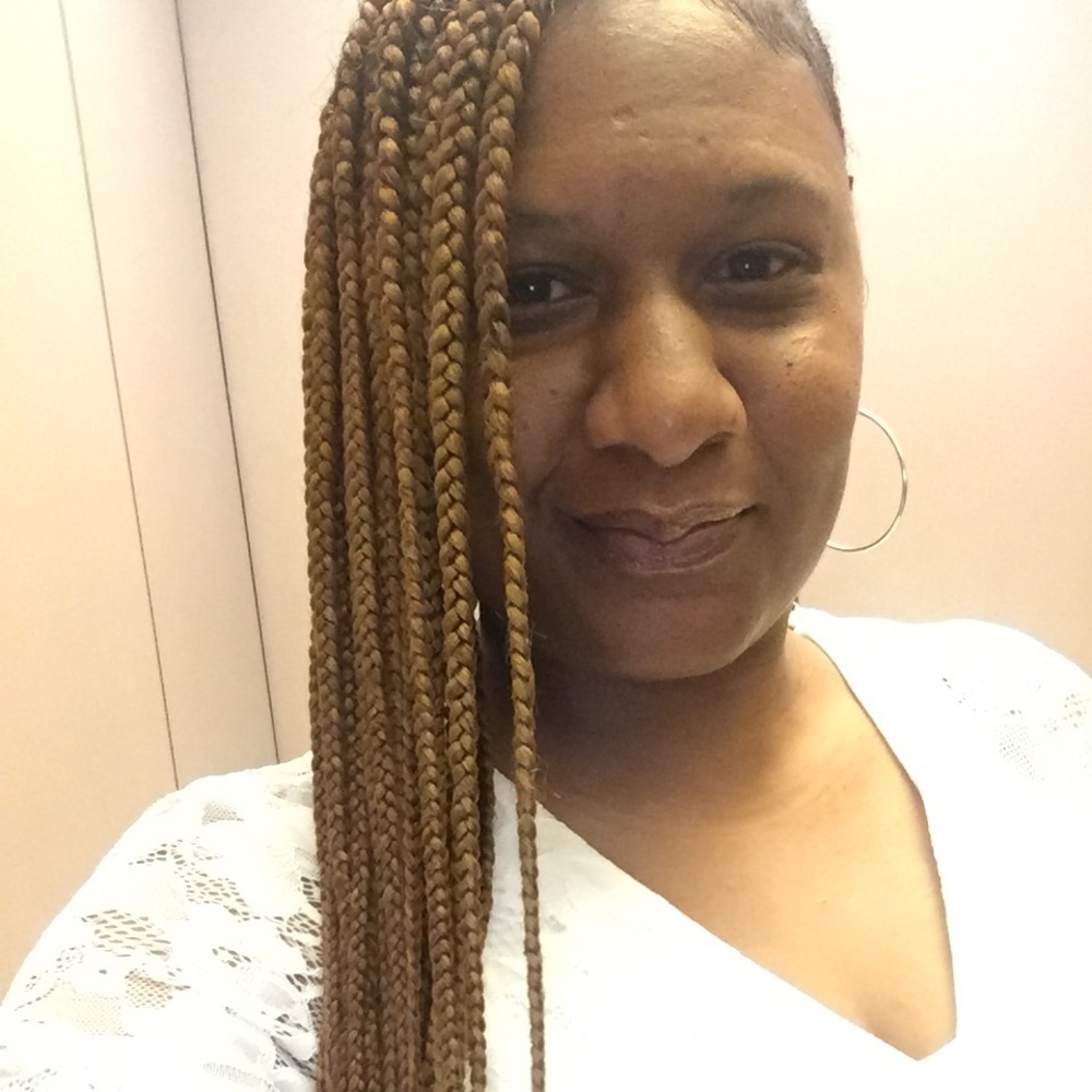 Meet your Posher, Maisha